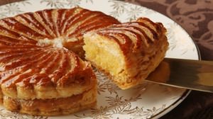 Lucky if you hit the almond grains! "Gallet des Rois" from Robuchon again this year