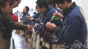 日本酒20種が100円！和歌山県で「にほん酒 BAR」--酒蔵を一般開放