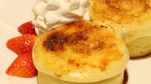 I tried "Crème Brulee Pancake Souffle"-I was impressed by the high-level hybrid!