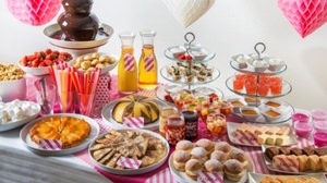"One Coin" Sweets Buffet at IKEA--Plenty of Swedish-style sweets!