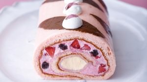 パティスリー キハチに「桜のクリームロール」--“桜餅”をイメージしたロールケーキ