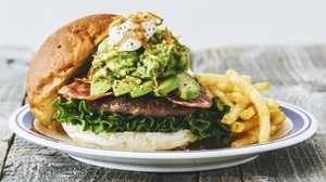 "Avocado Festa" will be held at JS BURGERS CAFE! Avocado burger & jar salad is also available