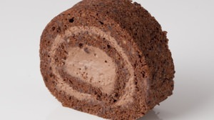 The first roll cake "Ruro o Chocolat" at the Linz Chocolat Cafe, etc.