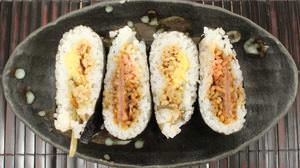 [Good] I tried Famima's new sandwich rice balls "Hamukatsu Yakisoba" and "Chicken Soboro Kinpira"!
