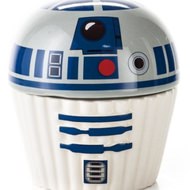 バースデーソングを歌ってくれる“R2-D2”のケーキコンテナ--ぼっち誕生日にも活躍しそう