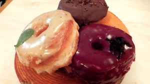 Prostrate on "Habanero Chocolate" at Good Town Donuts in Harajuku--Doughnuts that don't flirt are here!