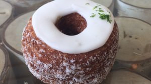 "Cronut" in July is "Pineapple x Citrus x Smoke Stort"-From Dominique Ansel Bakery Omotesando