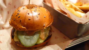 Immediately before landing in Japan! I ate an organic hamburger at "Bear Burger" in NY
