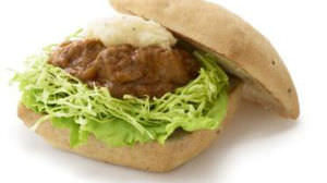"Bistro Sandwich Beef Stewed in Red Wine" Appears in Moss--"Bistro Cuisine" That Can Be Eat with One Hand