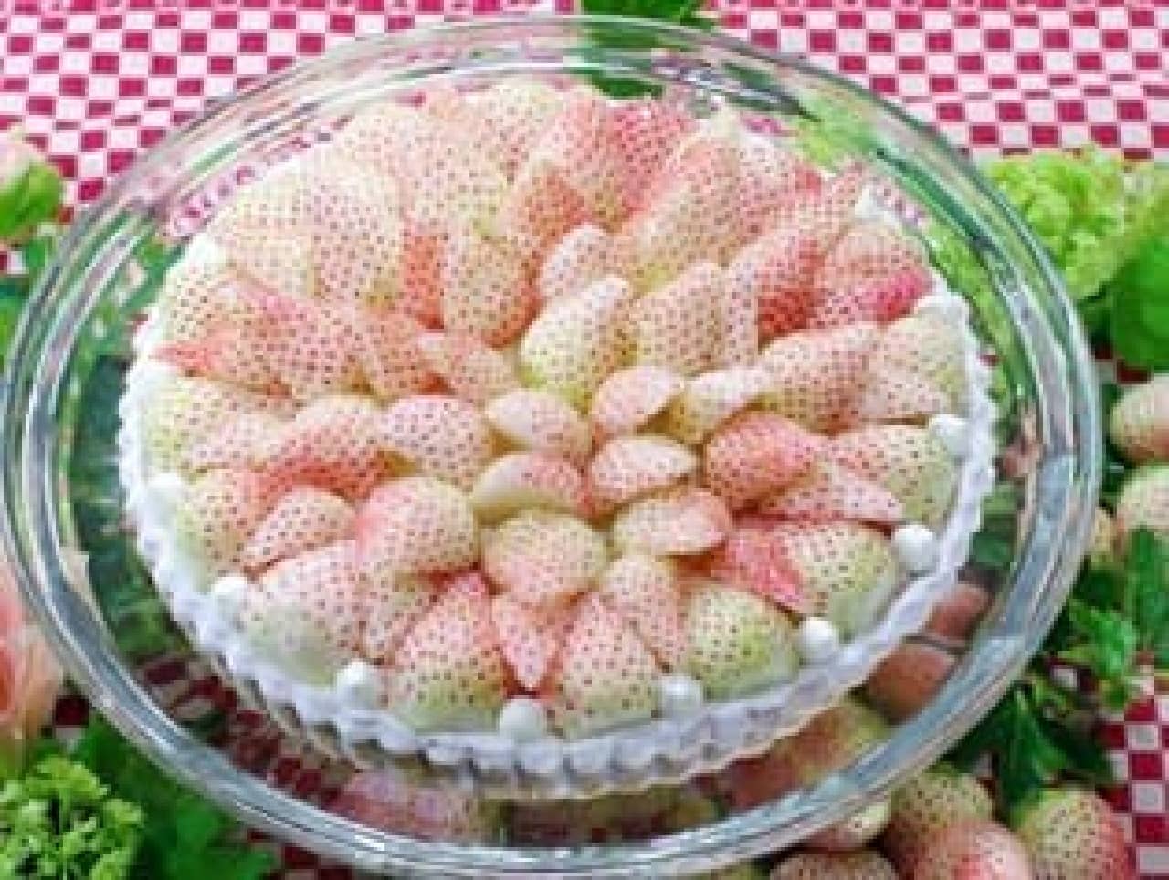 Rich fragrance and plenty of fruit juice ... Luxurious white strawberries Source: Kirfebon