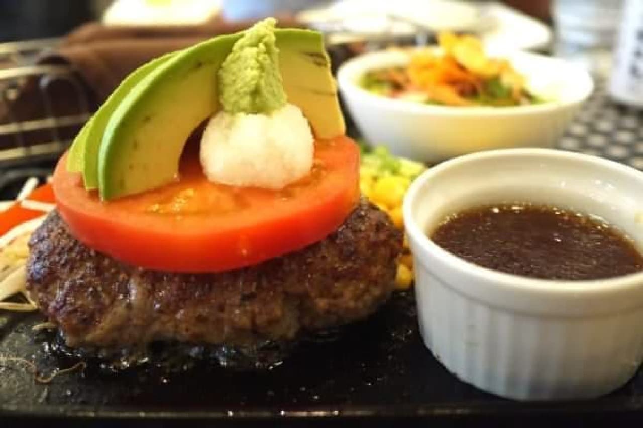 I had a hamburger steak at "sukiya burger" that won women's hearts.