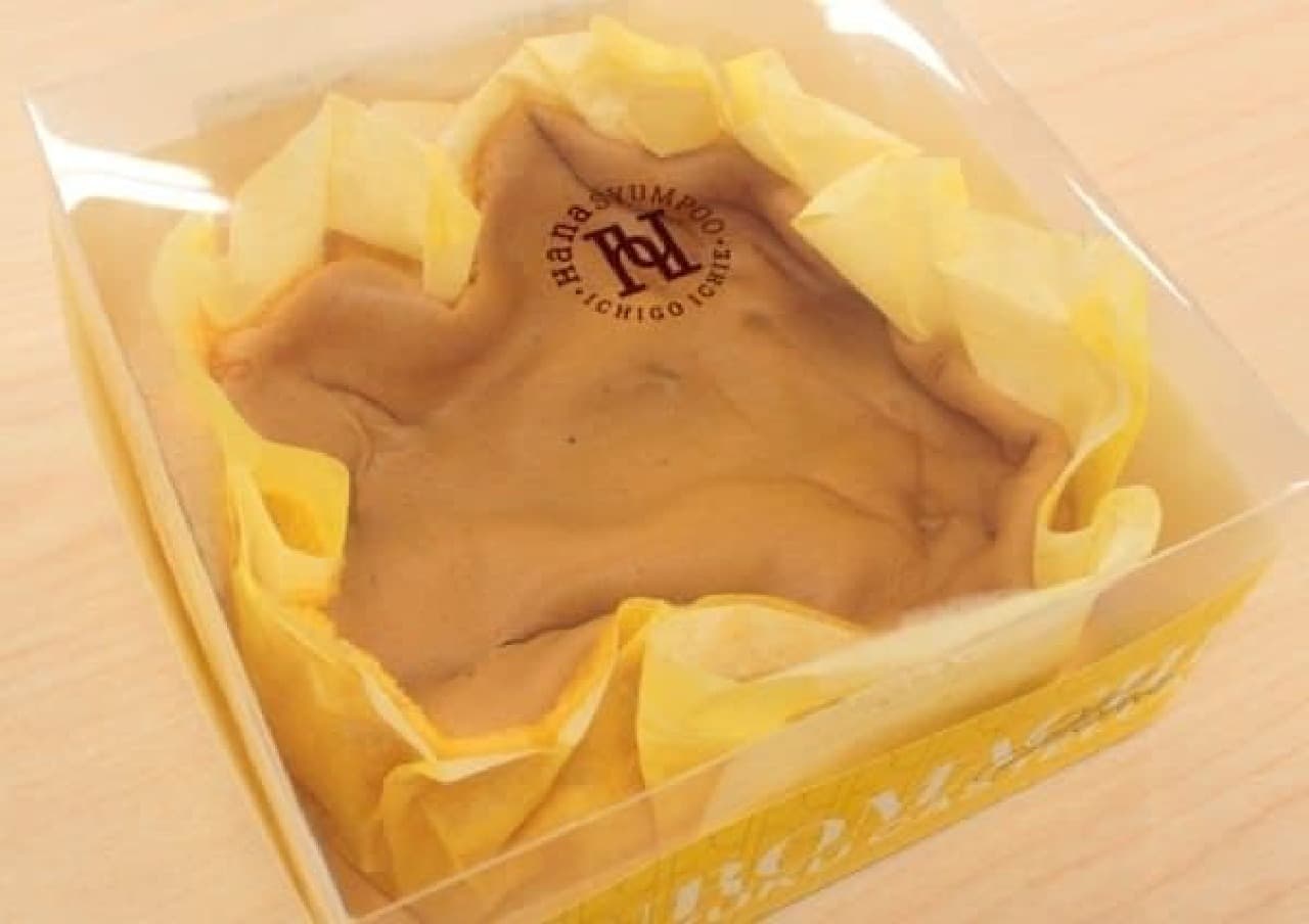 Seasonal popular product "Muromachi soft-boiled sponge cake"