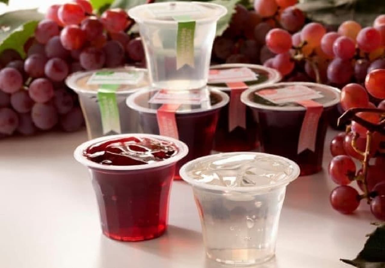 How about "wine jelly" with alcohol?
