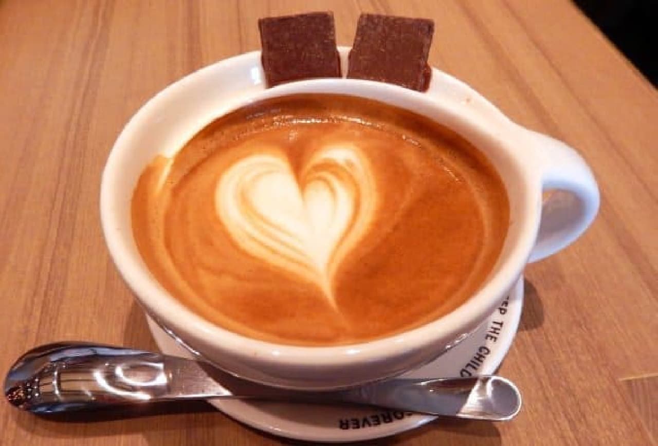 Heart-shaped latte art