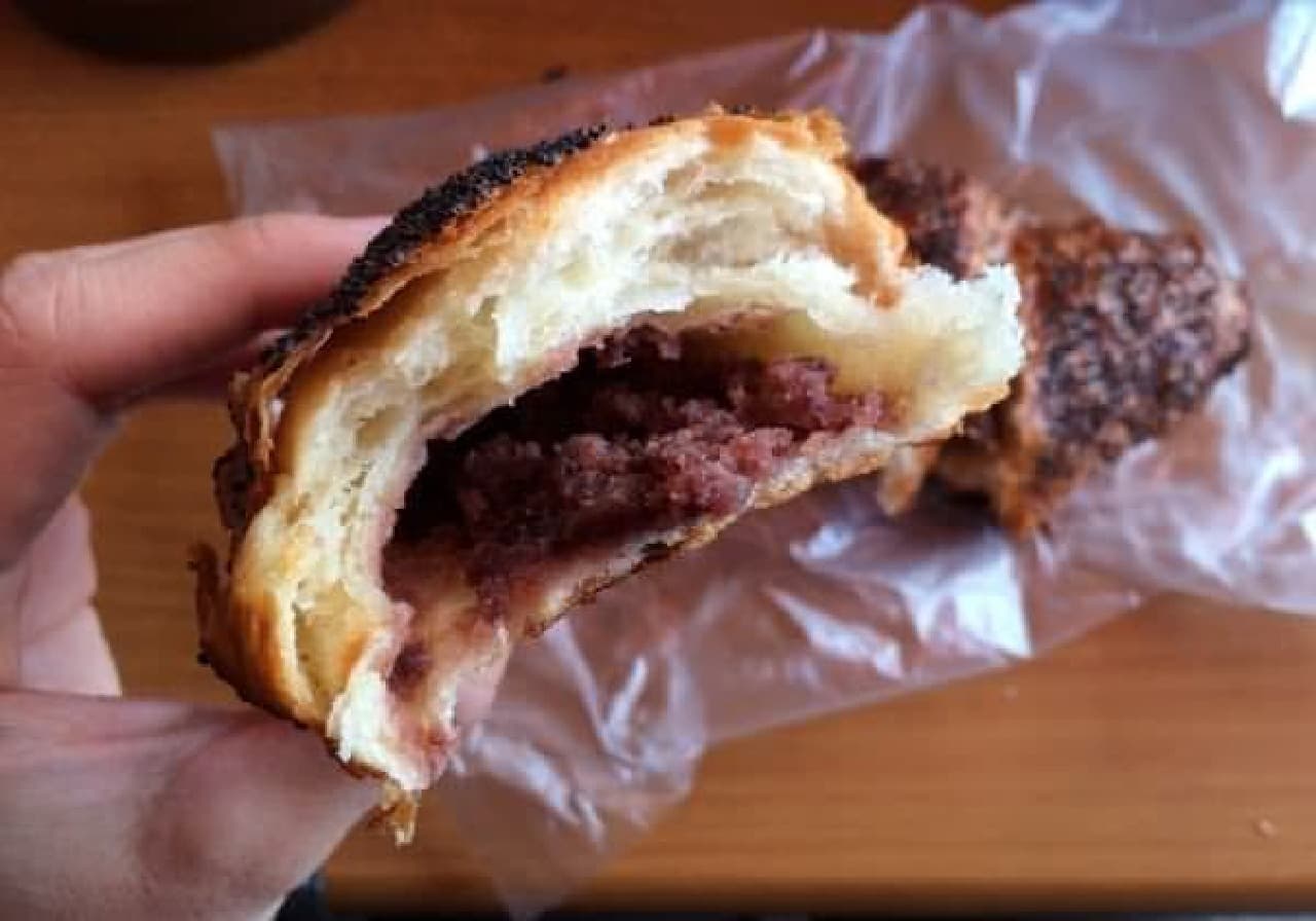 In the crispy dough, there is red bean paste