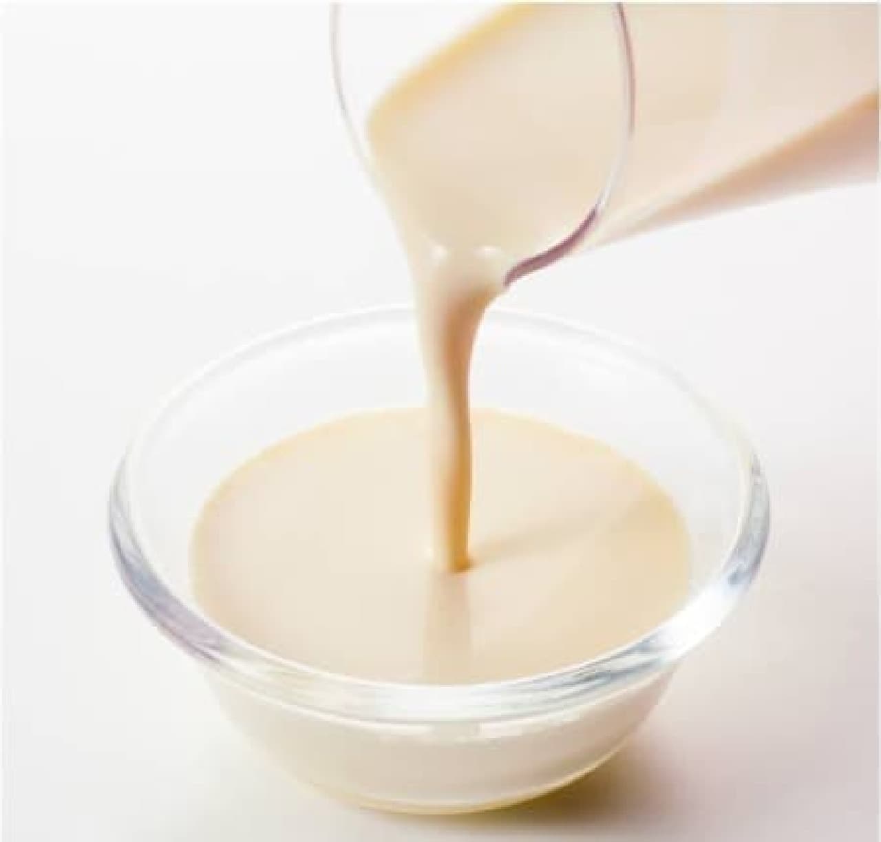 Soy milk cream with a rich richness