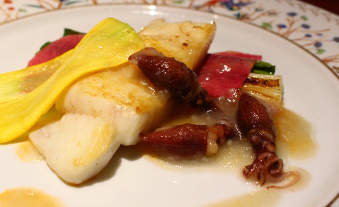 Grilled sea bream with firefly squid peperoncino (Manten beef course)