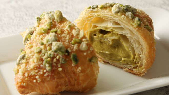 "Pistachio" with fragrant pistachio paste