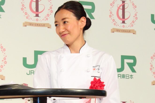 Chef Akimoto who supervised cooking | Izu Craile