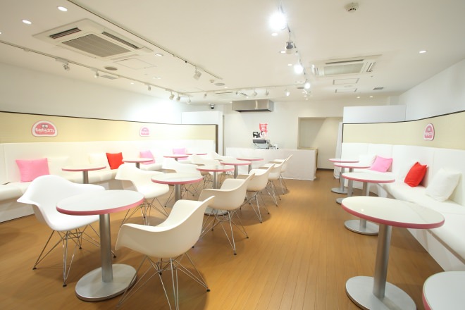 Osaka Hankyu Umeda store interior image