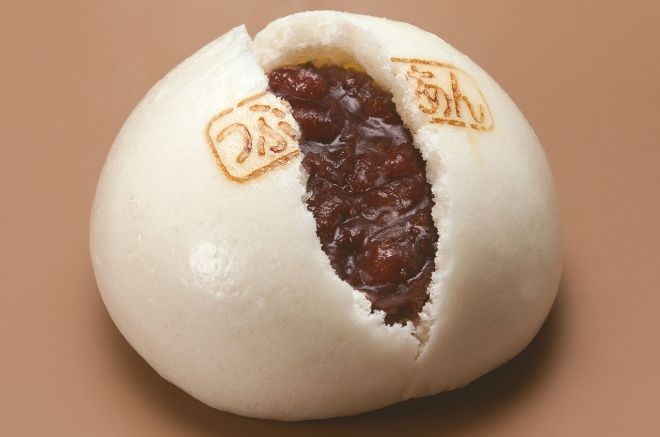 Azuki bean paste from Hokkaido (west of Nagoya and some areas)