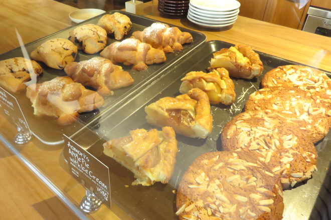 Freshly baked products are lined up at the store